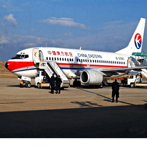 天府航空空运航空快运业稳步发展的原因是什么？